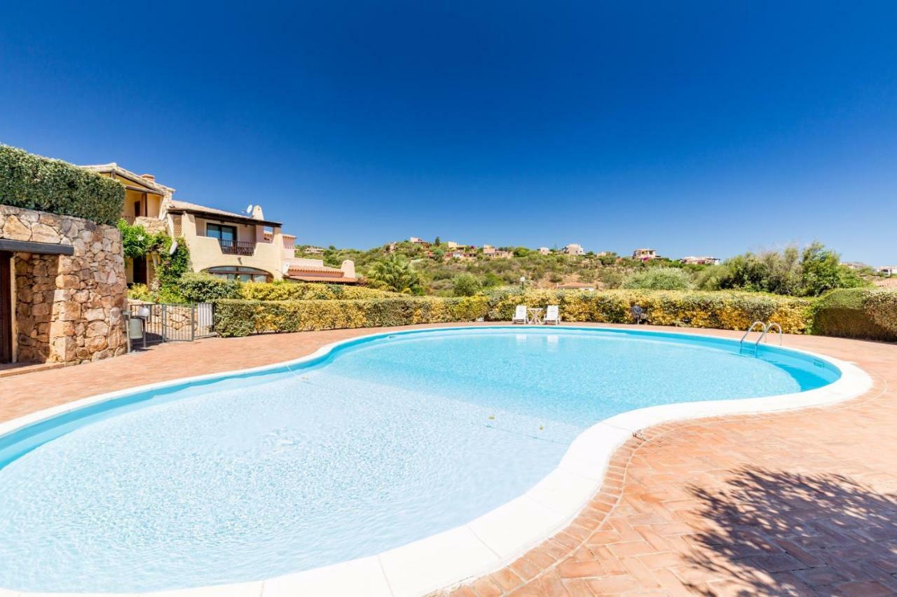 La Terrazza Su Tavolara Apartment